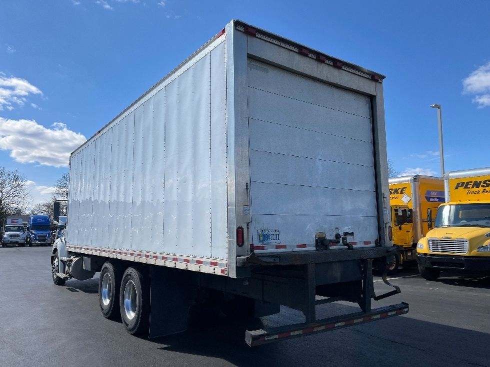 Refrigerated Truck-Light and Medium Duty Trucks-Freightliner-2021-M211264S-Swedesboro-NJ-187,362\n\t\tmiles-$ 91,500 - Image 6