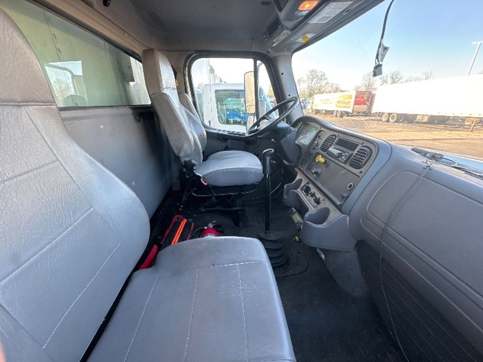 Refrigerated Truck-Light and Medium Duty Trucks-Freightliner-2021-M211264S-Swedesboro-NJ-252,624\n\t\tmiles-$ 125,000 - Image 21