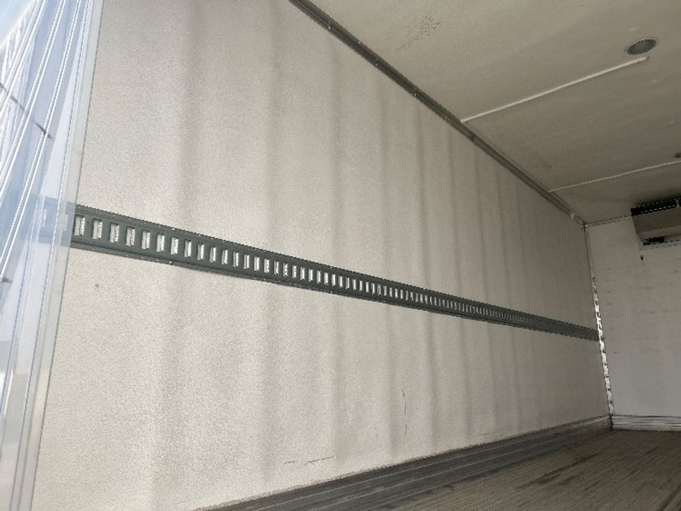 Refrigerated Truck-Light and Medium Duty Trucks-Freightliner-2022-M2-Allen Park-MI-201,800\n\t\tmiles-$ 42,750 - Image 11