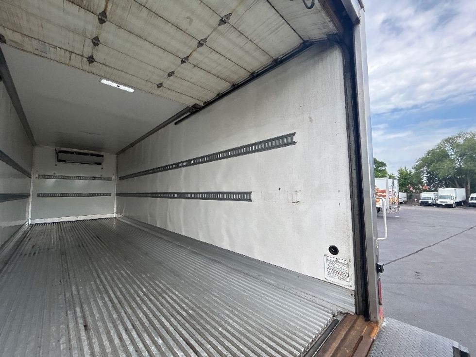 Refrigerated Truck-Light and Medium Duty Trucks-Freightliner-2022-M2-Brooklyn Park-MN-294,548\n\t\tmiles-$ 49,250 - Image 12
