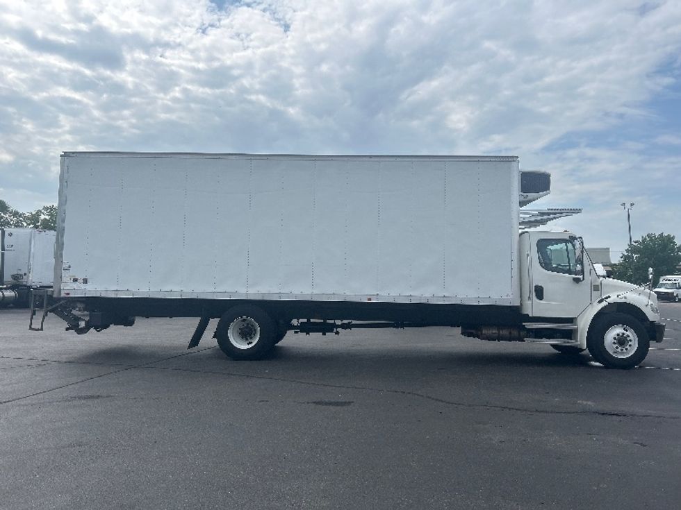 Refrigerated Truck-Light and Medium Duty Trucks-Freightliner-2022-M2-Brooklyn Park-MN-294,548\n\t\tmiles-$ 49,250 - Image 15