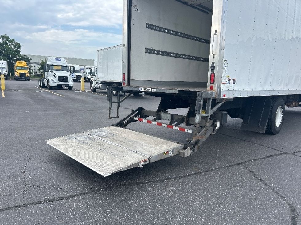 Refrigerated Truck-Light and Medium Duty Trucks-Freightliner-2022-M2-Brooklyn Park-MN-294,548\n\t\tmiles-$ 49,250 - Image 6