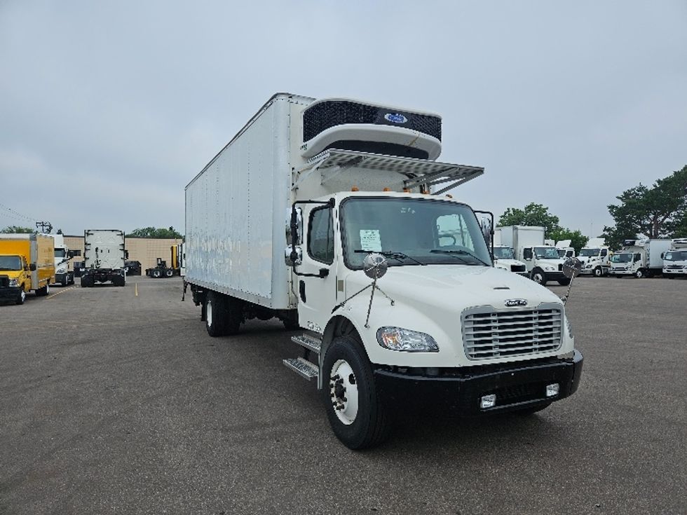 Refrigerated Truck-Light and Medium Duty Trucks-Freightliner-2022-M2-Brooklyn Park-MN-296,187\n\t\tmiles-$ 49,000 - Image 1