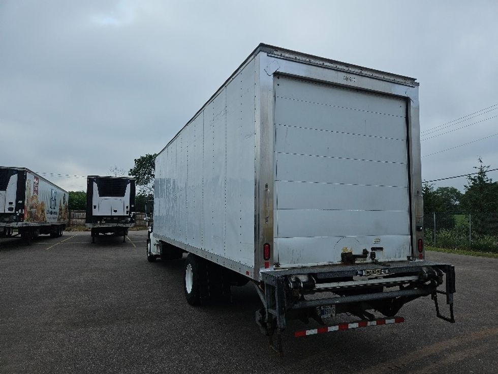 Refrigerated Truck-Light and Medium Duty Trucks-Freightliner-2022-M2-Brooklyn Park-MN-296,187\n\t\tmiles-$ 49,000 - Image 6