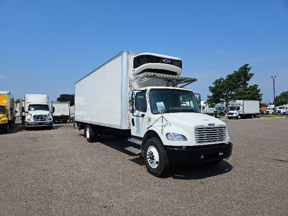 Refrigerated Truck-Light and Medium Duty Trucks-Freightliner-2022-M2-Brooklyn Park-MN-301,363\n\t\tmiles-$ 47,000 - Image 1