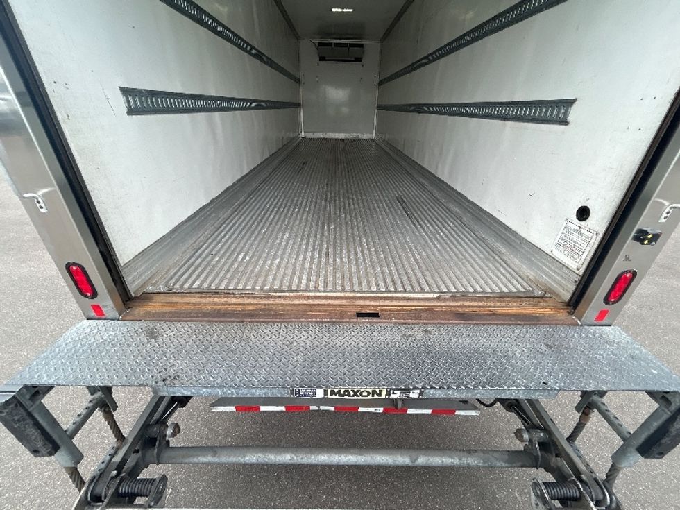 Refrigerated Truck-Light and Medium Duty Trucks-Freightliner-2022-M2-Brooklyn Park-MN-330,263\n\t\tmiles-$ 40,250 - Image 10