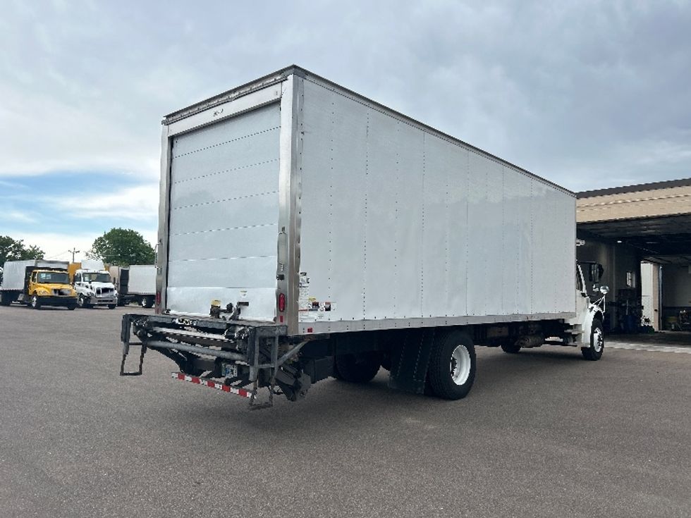 Refrigerated Truck-Light and Medium Duty Trucks-Freightliner-2022-M2-Brooklyn Park-MN-330,263\n\t\tmiles-$ 40,250 - Image 13