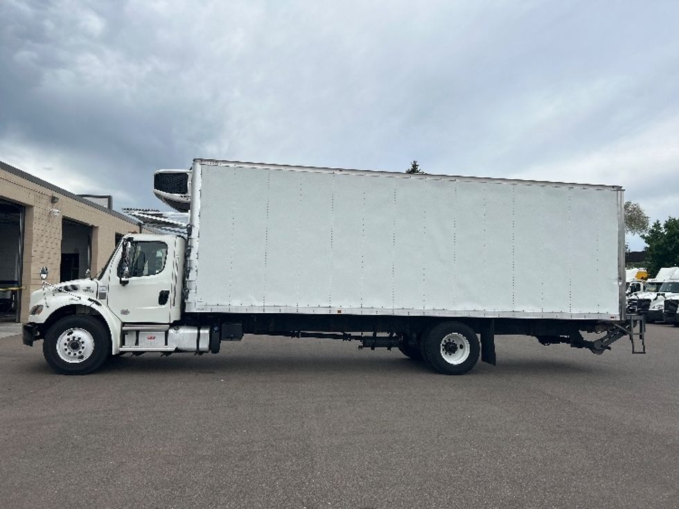 Refrigerated Truck-Light and Medium Duty Trucks-Freightliner-2022-M2-Brooklyn Park-MN-330,263\n\t\tmiles-$ 40,250 - Image 4