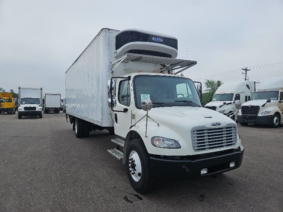 Refrigerated Truck-Light and Medium Duty Trucks-Freightliner-2022-M2-Brooklyn Park-MN-343,582\n\t\tmiles-$ 41,250 - Image 1