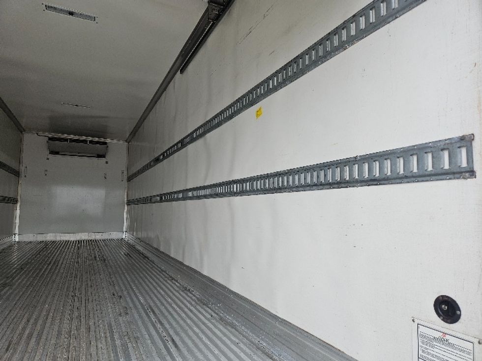 Refrigerated Truck-Light and Medium Duty Trucks-Freightliner-2022-M2-Brooklyn Park-MN-343,582\n\t\tmiles-$ 41,250 - Image 12