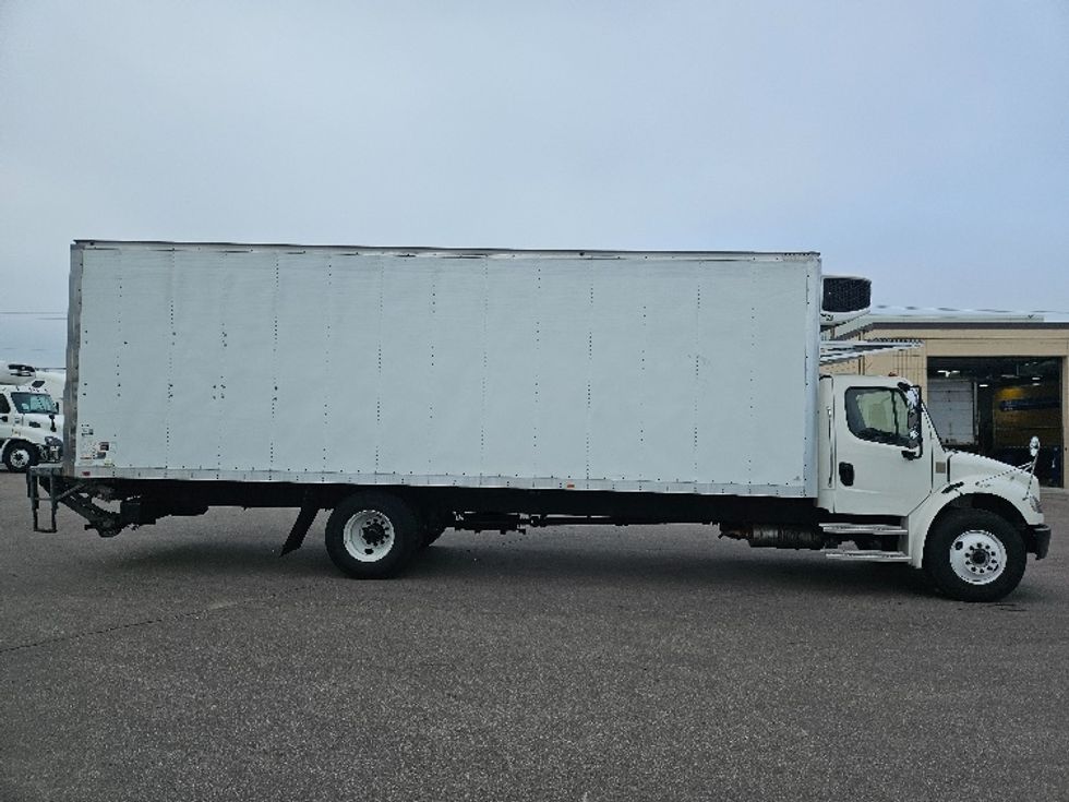 Refrigerated Truck-Light and Medium Duty Trucks-Freightliner-2022-M2-Brooklyn Park-MN-343,582\n\t\tmiles-$ 41,250 - Image 15