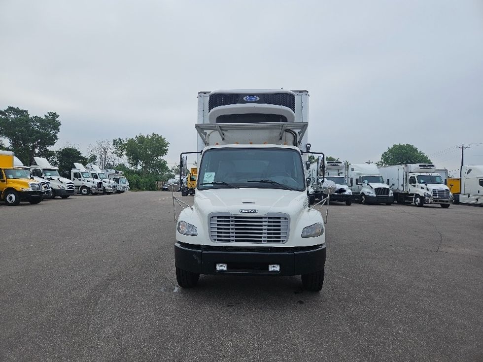 Refrigerated Truck-Light and Medium Duty Trucks-Freightliner-2022-M2-Brooklyn Park-MN-343,582\n\t\tmiles-$ 41,250 - Image 2