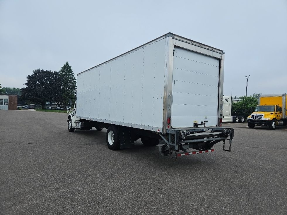 Refrigerated Truck-Light and Medium Duty Trucks-Freightliner-2022-M2-Brooklyn Park-MN-343,582\n\t\tmiles-$ 41,250 - Image 6