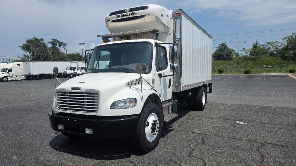 Refrigerated Truck-Light and Medium Duty Trucks-Freightliner-2022-M2-Concord-NC-177,663\n\t\tmiles-$ 57,000 - Image 3