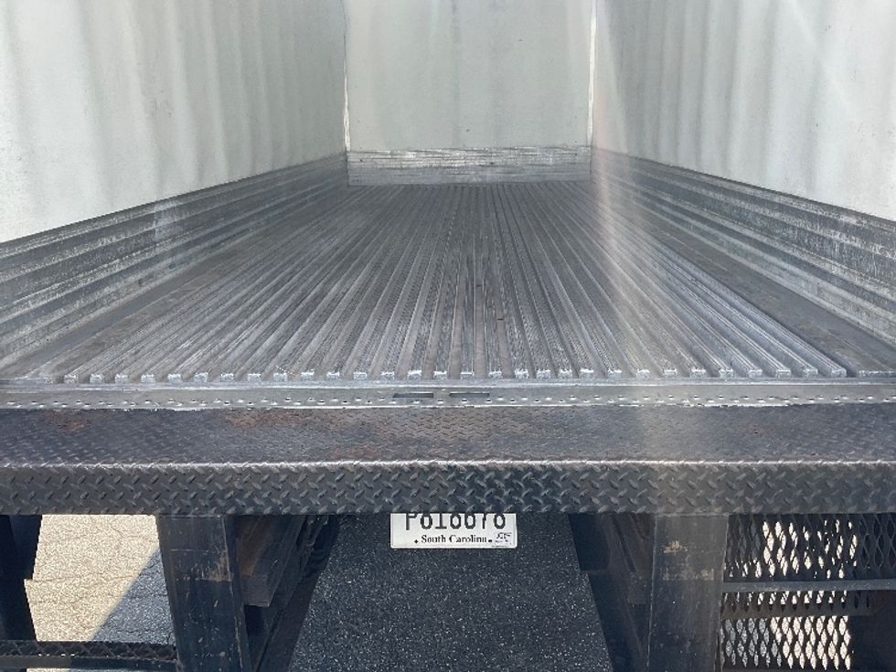 Refrigerated Truck-Light and Medium Duty Trucks-Freightliner-2022-M2-Concord-NC-215,000\n\t\tmiles-$ 49,000 - Image 10