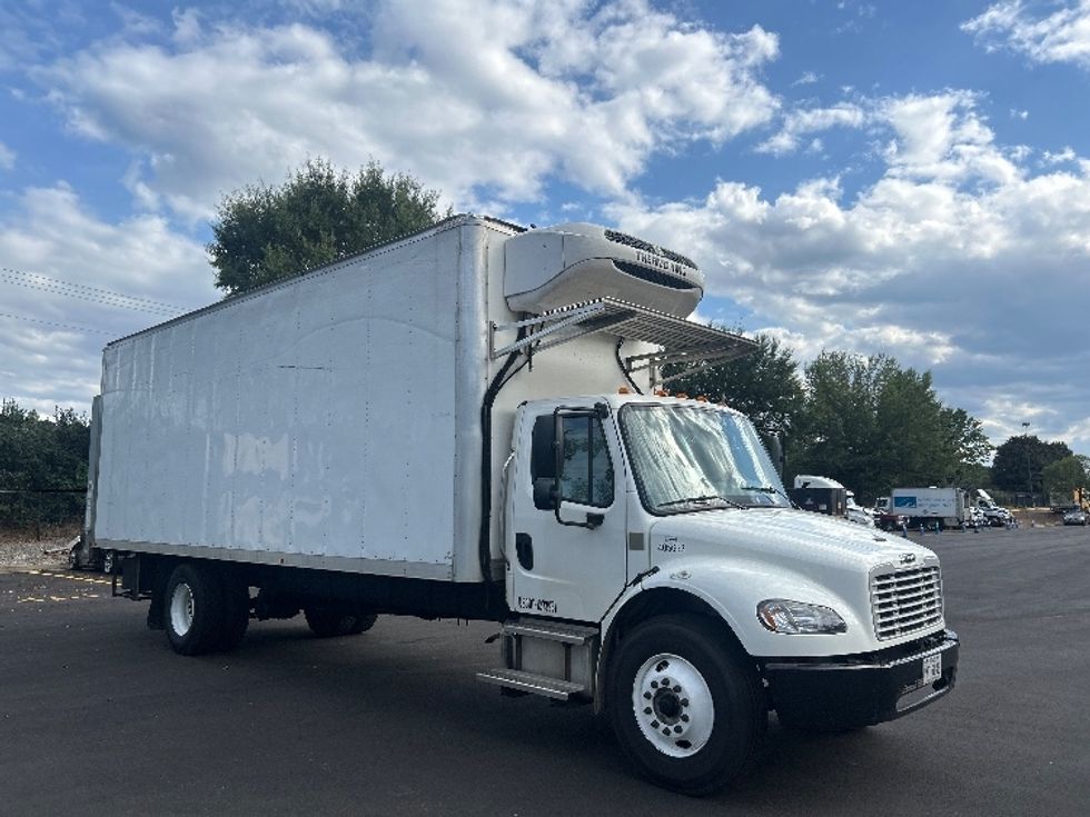 Refrigerated Truck-Light and Medium Duty Trucks-Freightliner-2022-M2-Duluth-GA-358,607\n\t\tmiles-$ 41,750 - Image 1