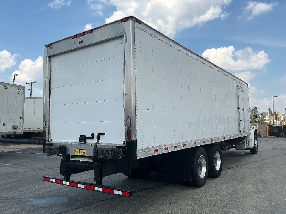 Refrigerated Truck-Light and Medium Duty Trucks-Freightliner-2022-M2-East Chicago-IN-139,971\n\t\tmiles-$ 88,000 - Image 12