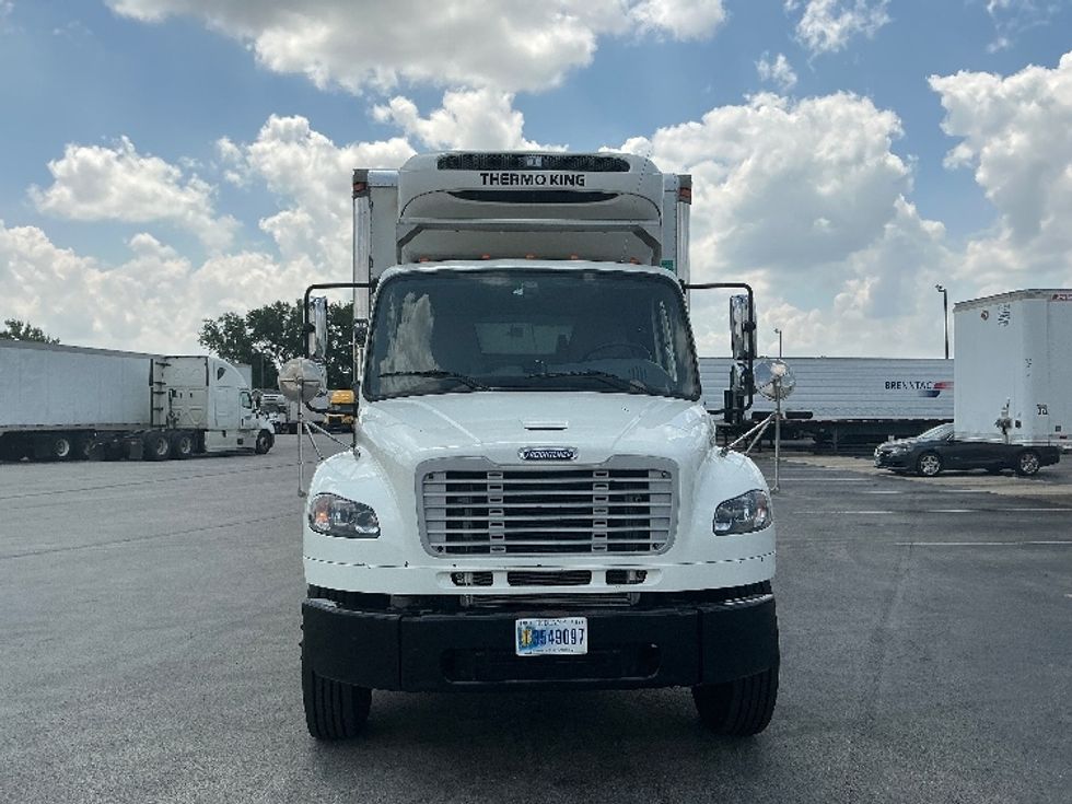 Refrigerated Truck-Light and Medium Duty Trucks-Freightliner-2022-M2-East Chicago-IN-139,971\n\t\tmiles-$ 88,000 - Image 2