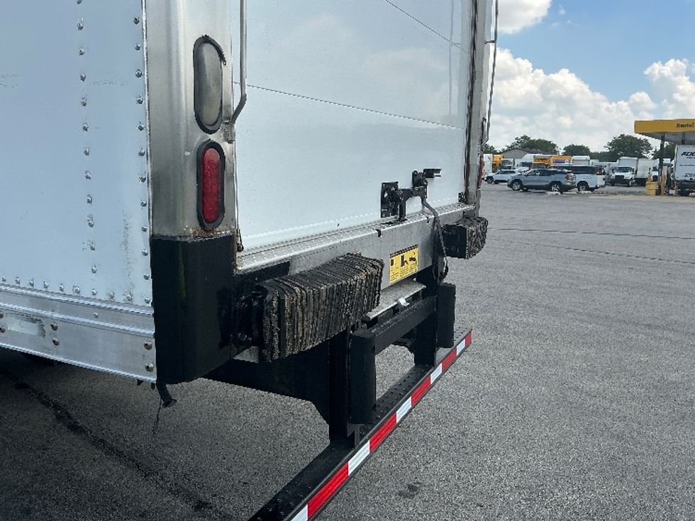 Refrigerated Truck-Light and Medium Duty Trucks-Freightliner-2022-M2-East Chicago-IN-139,971\n\t\tmiles-$ 88,000 - Image 25