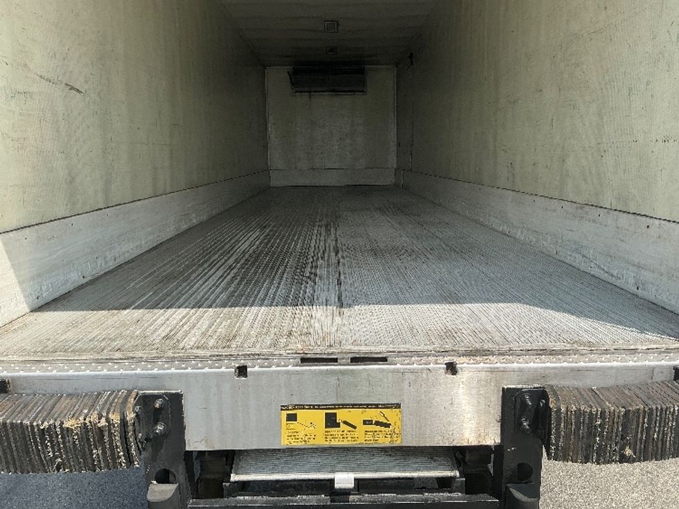 Refrigerated Truck-Light and Medium Duty Trucks-Freightliner-2022-M2-East Chicago-IN-139,971\n\t\tmiles-$ 88,000 - Image 9
