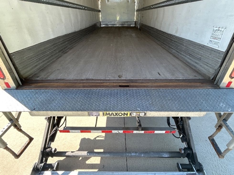 Refrigerated Truck-Light and Medium Duty Trucks-Freightliner-2022-M2-East Chicago-IN-185,014\n\t\tmiles-$ 68,750 - Image 10