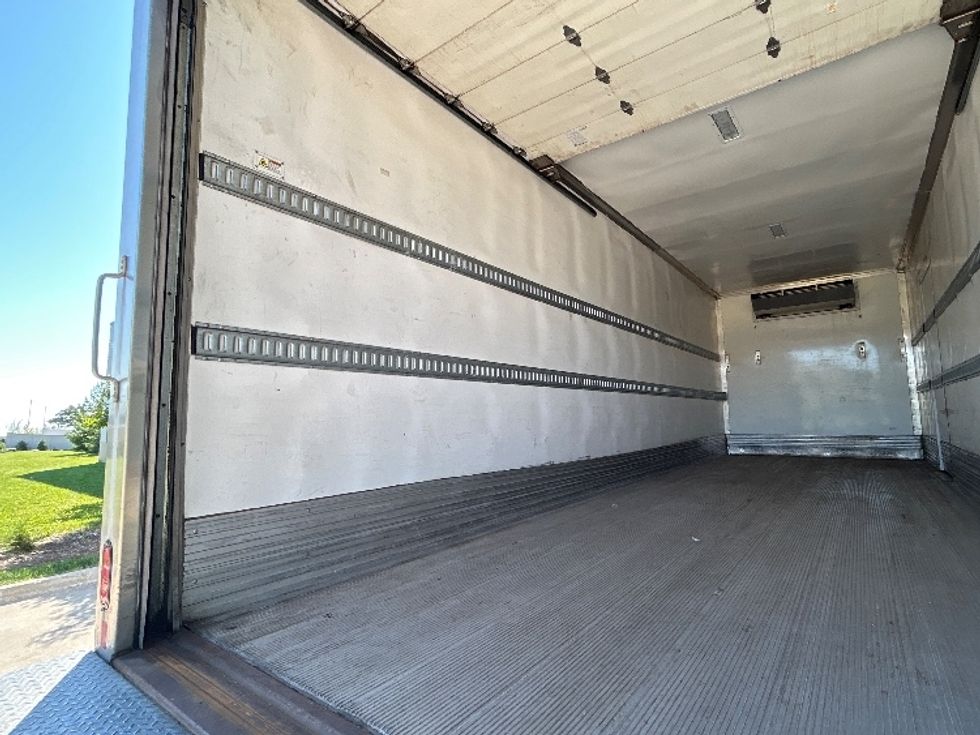 Refrigerated Truck-Light and Medium Duty Trucks-Freightliner-2022-M2-East Chicago-IN-185,014\n\t\tmiles-$ 68,750 - Image 11