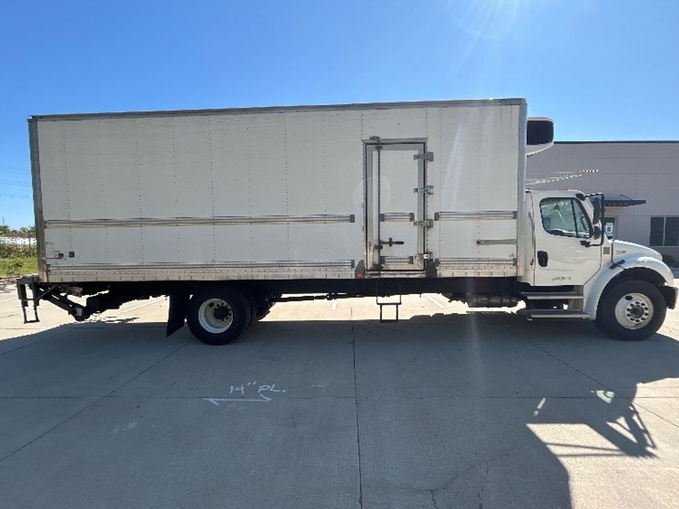 Refrigerated Truck-Light and Medium Duty Trucks-Freightliner-2022-M2-East Chicago-IN-185,014\n\t\tmiles-$ 68,750 - Image 15