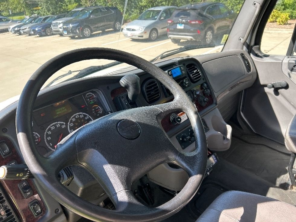 Refrigerated Truck-Light and Medium Duty Trucks-Freightliner-2022-M2-East Chicago-IN-185,014\n\t\tmiles-$ 68,750 - Image 17