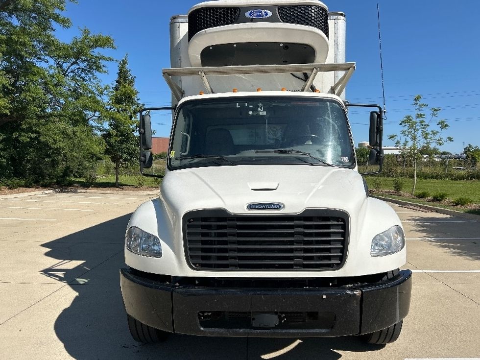 Refrigerated Truck-Light and Medium Duty Trucks-Freightliner-2022-M2-East Chicago-IN-185,014\n\t\tmiles-$ 68,750 - Image 2