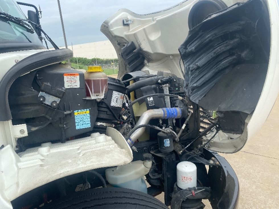 Refrigerated Truck-Light and Medium Duty Trucks-Freightliner-2022-M2-Grand Prairie-TX-135,878\n\t\tmiles-$ 82,000 - Image 23