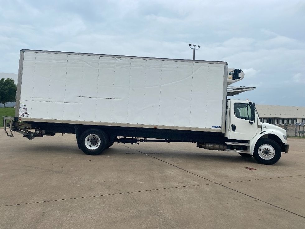 Refrigerated Truck-Light and Medium Duty Trucks-Freightliner-2022-M2-Grand Prairie-TX-151,226\n\t\tmiles-$ 79,250 - Image 15