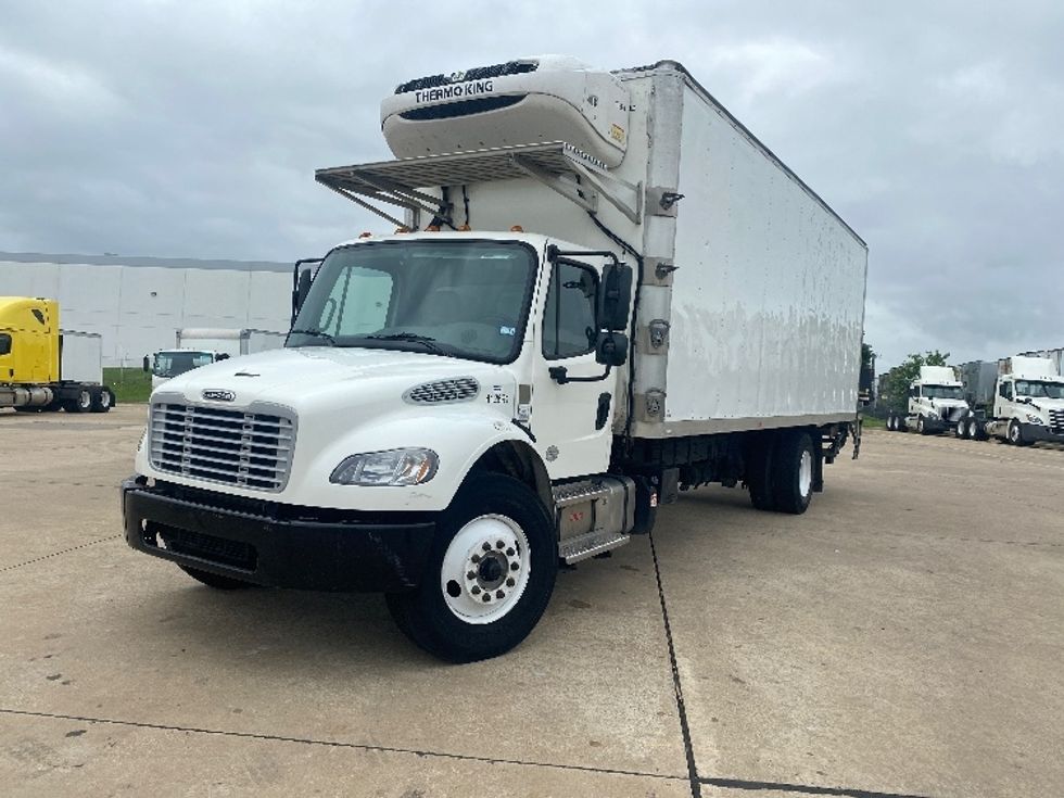 Refrigerated Truck-Light and Medium Duty Trucks-Freightliner-2022-M2-Grand Prairie-TX-151,226\n\t\tmiles-$ 79,250 - Image 3