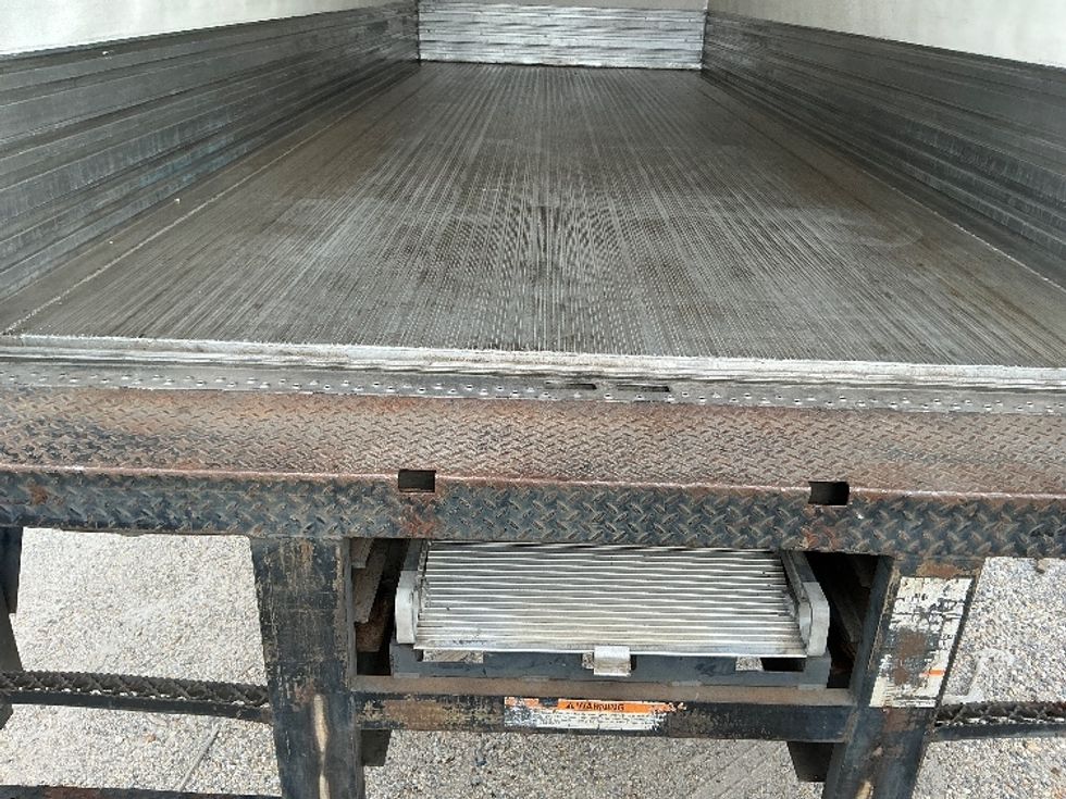 Refrigerated Truck-Light and Medium Duty Trucks-Freightliner-2022-M2-Gulfport-MS-179,759\n\t\tmiles-$ 55,750 - Image 10