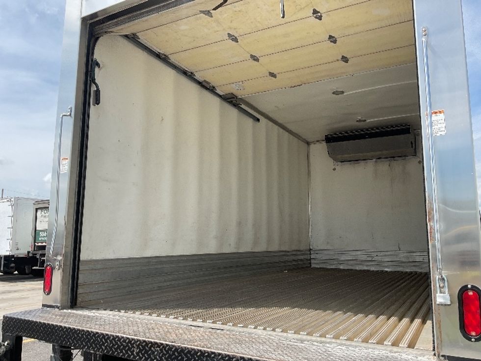 Refrigerated Truck-Light and Medium Duty Trucks-Freightliner-2022-M2-Hammond-LA-232,874\n\t\tmiles-$ 49,000 - Image 11