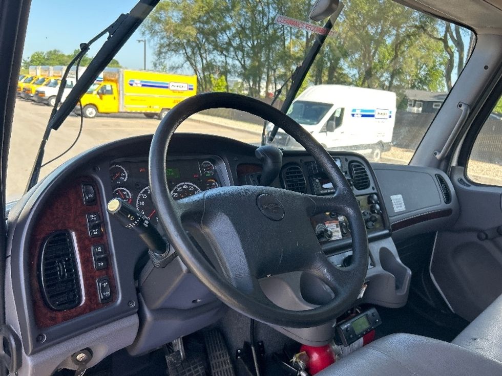 Refrigerated Truck-Light and Medium Duty Trucks-Freightliner-2022-M2-Holland-MI-124,021\n\t\tmiles-$ 84,000 - Image 17