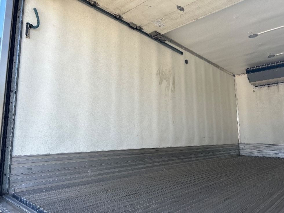 Refrigerated Truck-Light and Medium Duty Trucks-Freightliner-2022-M2-Homewood-AL-322,278\n\t\tmiles-$ 31,250 - Image 10