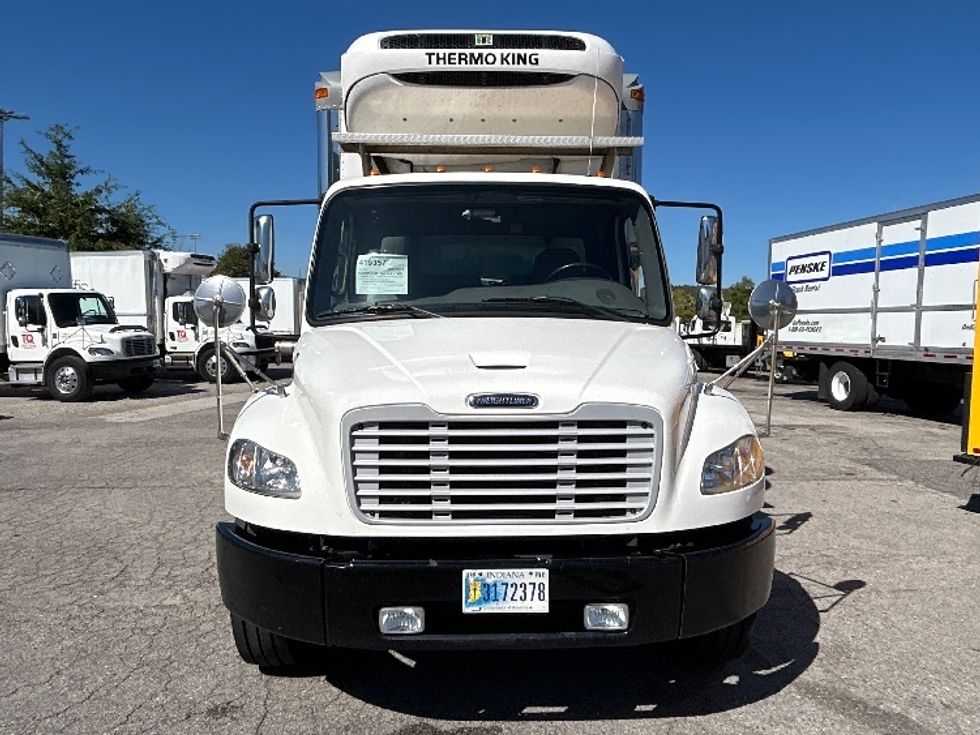Refrigerated Truck-Light and Medium Duty Trucks-Freightliner-2022-M2-Homewood-AL-322,278\n\t\tmiles-$ 31,250 - Image 2
