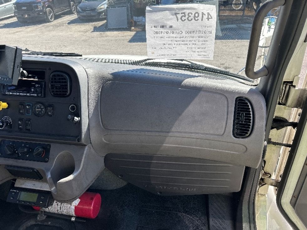 Refrigerated Truck-Light and Medium Duty Trucks-Freightliner-2022-M2-Homewood-AL-322,278\n\t\tmiles-$ 31,250 - Image 20