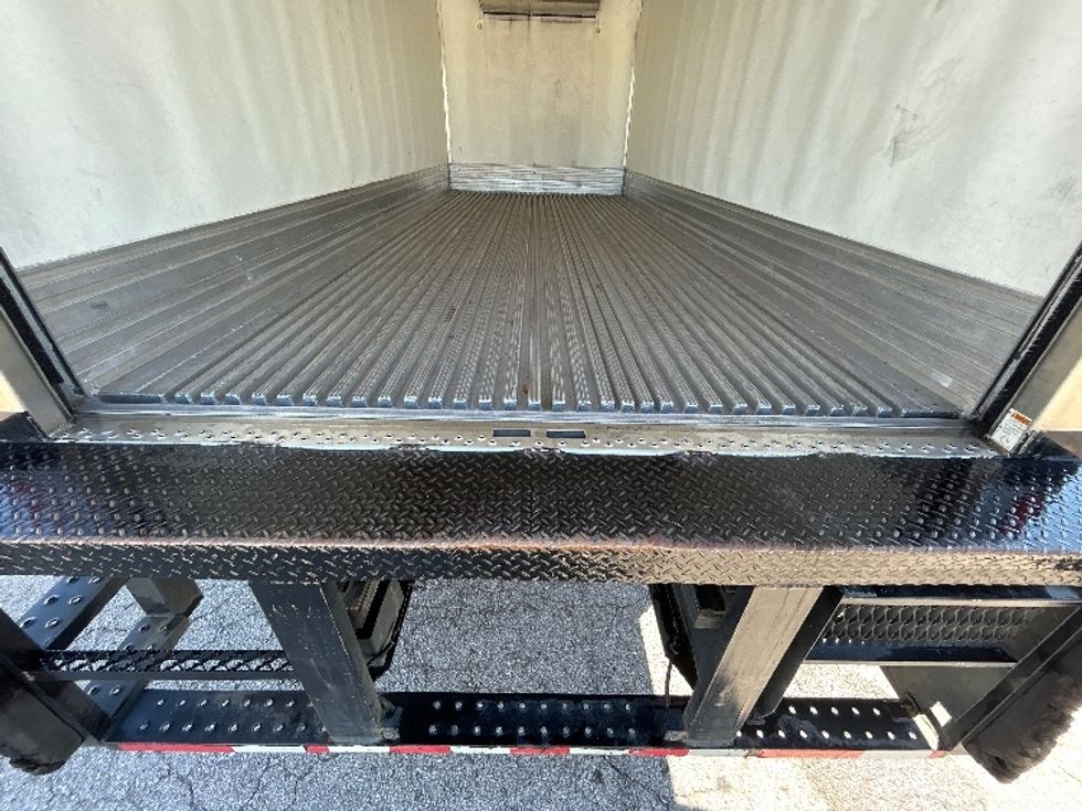 Refrigerated Truck-Light and Medium Duty Trucks-Freightliner-2022-M2-Homewood-AL-322,278\n\t\tmiles-$ 31,250 - Image 9