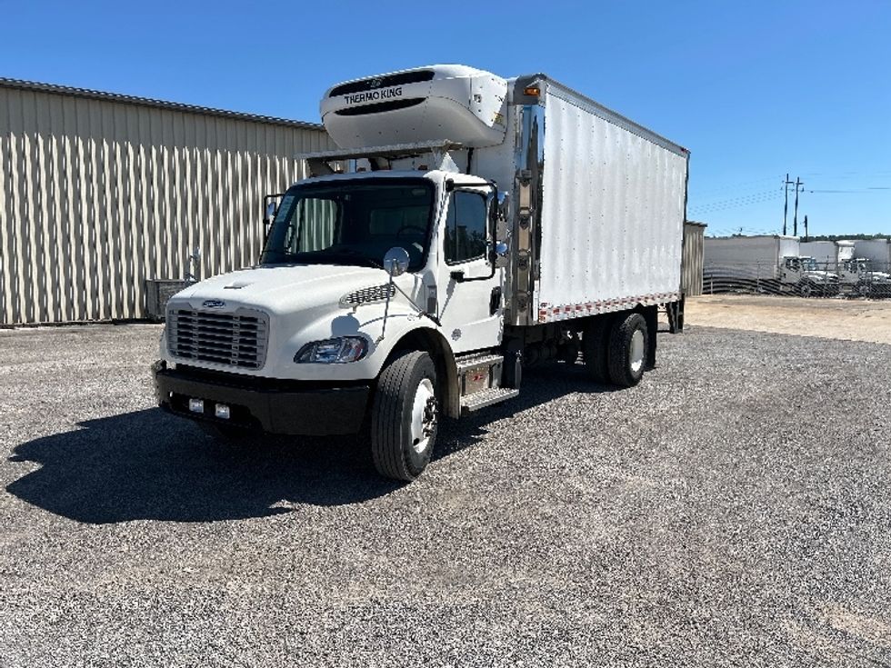 Refrigerated Truck-Light and Medium Duty Trucks-Freightliner-2022-M2-Hueytown-AL-280,175\n\t\tmiles-$ 38,500 - Image 3