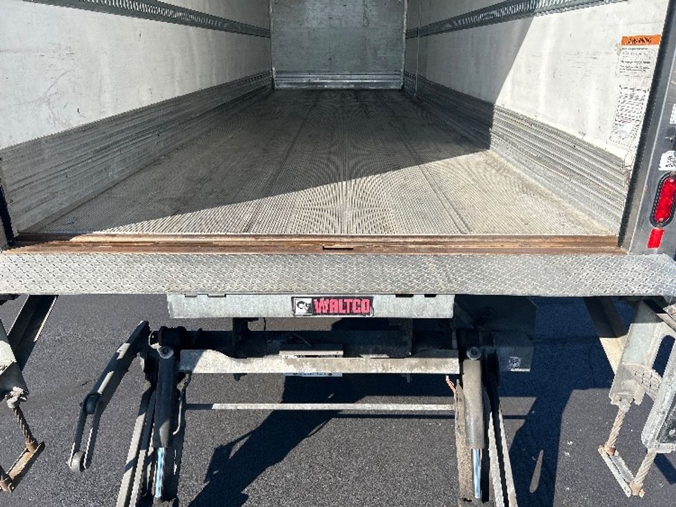 Refrigerated Truck-Light and Medium Duty Trucks-Freightliner-2022-M2-Indianapolis-IN-222,355\n\t\tmiles-$ 53,750 - Image 10