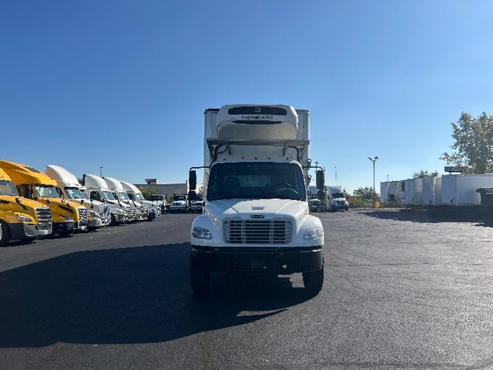 Refrigerated Truck-Light and Medium Duty Trucks-Freightliner-2022-M2-Indianapolis-IN-222,355\n\t\tmiles-$ 53,750 - Image 2
