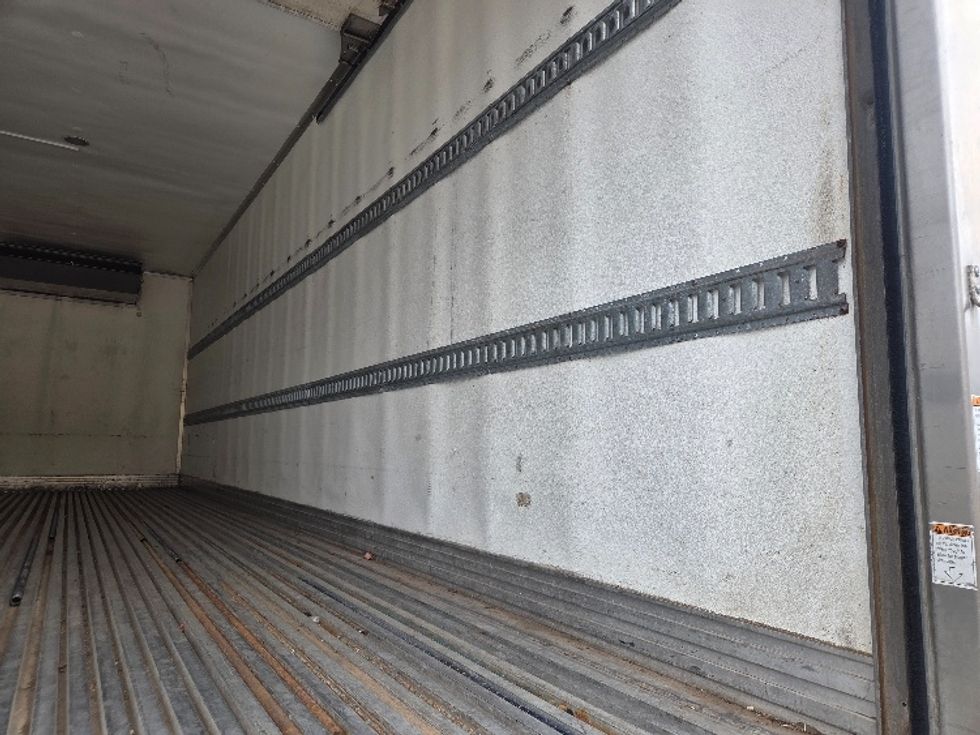 Refrigerated Truck-Light and Medium Duty Trucks-Freightliner-2022-M2-Jackson-MI-193,321\n\t\tmiles-$ 70,000 - Image 12