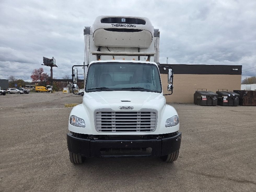 Refrigerated Truck-Light and Medium Duty Trucks-Freightliner-2022-M2-Jackson-MI-193,321\n\t\tmiles-$ 70,000 - Image 2