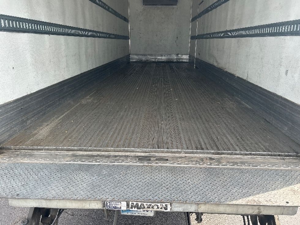 Refrigerated Truck-Light and Medium Duty Trucks-Freightliner-2022-M2-La Porte-IN-254,634\n\t\tmiles-$ 55,750 - Image 10