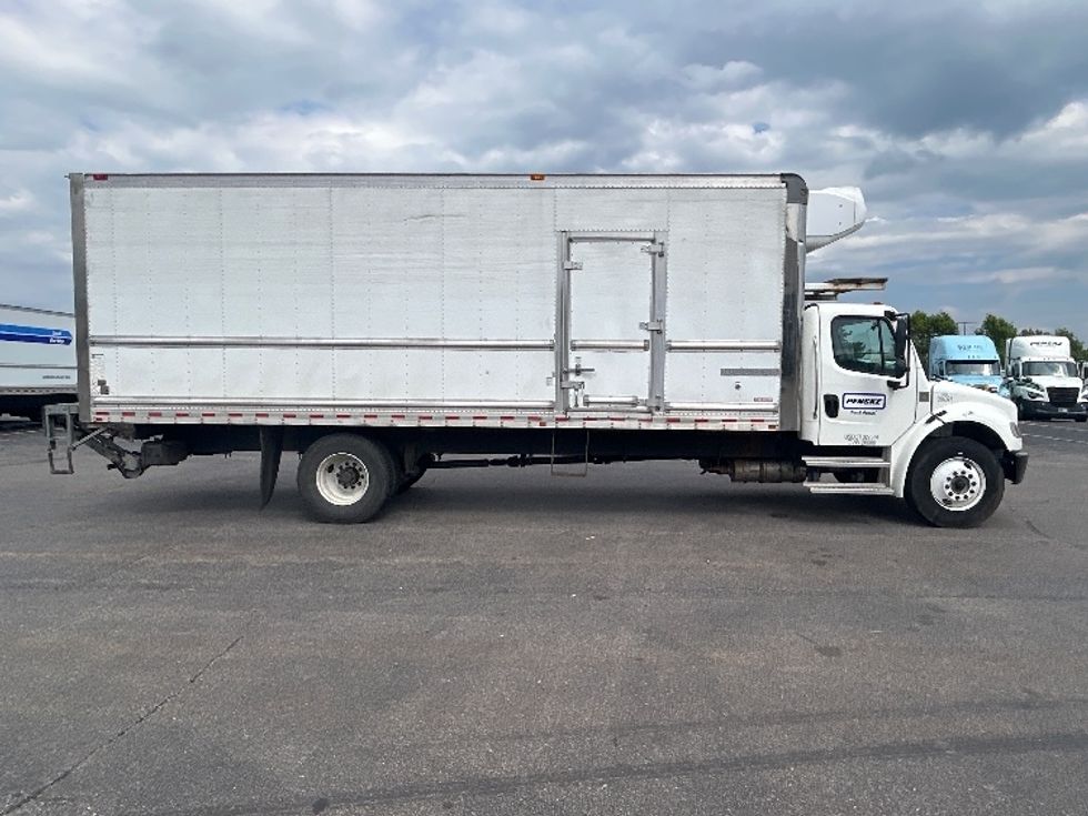 Refrigerated Truck-Light and Medium Duty Trucks-Freightliner-2022-M2-La Porte-IN-254,634\n\t\tmiles-$ 55,750 - Image 15