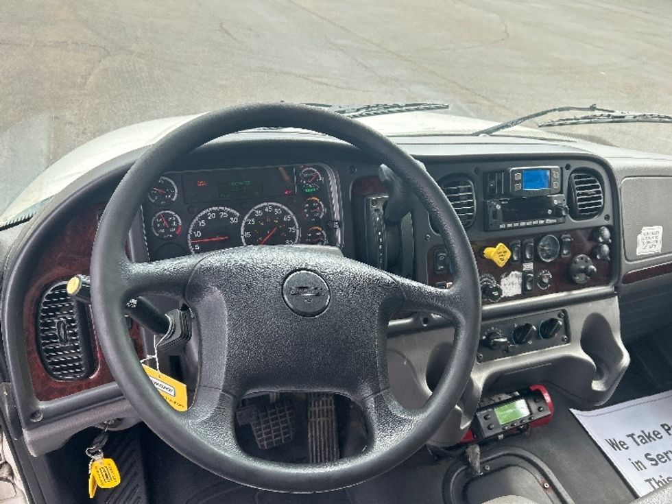 Refrigerated Truck-Light and Medium Duty Trucks-Freightliner-2022-M2-La Porte-IN-254,634\n\t\tmiles-$ 55,750 - Image 18