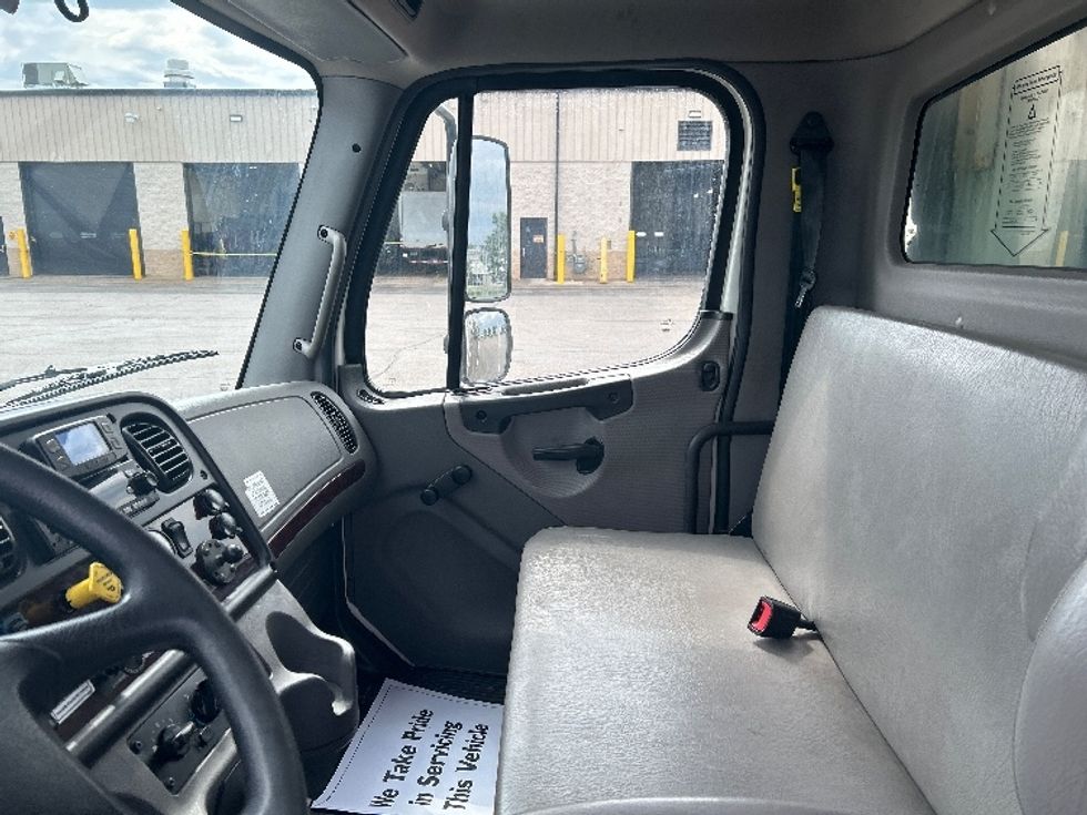 Refrigerated Truck-Light and Medium Duty Trucks-Freightliner-2022-M2-La Porte-IN-254,634\n\t\tmiles-$ 55,750 - Image 19