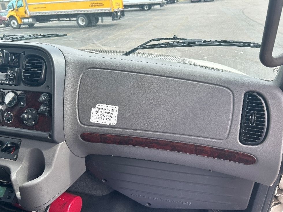 Refrigerated Truck-Light and Medium Duty Trucks-Freightliner-2022-M2-La Porte-IN-254,634\n\t\tmiles-$ 55,750 - Image 21