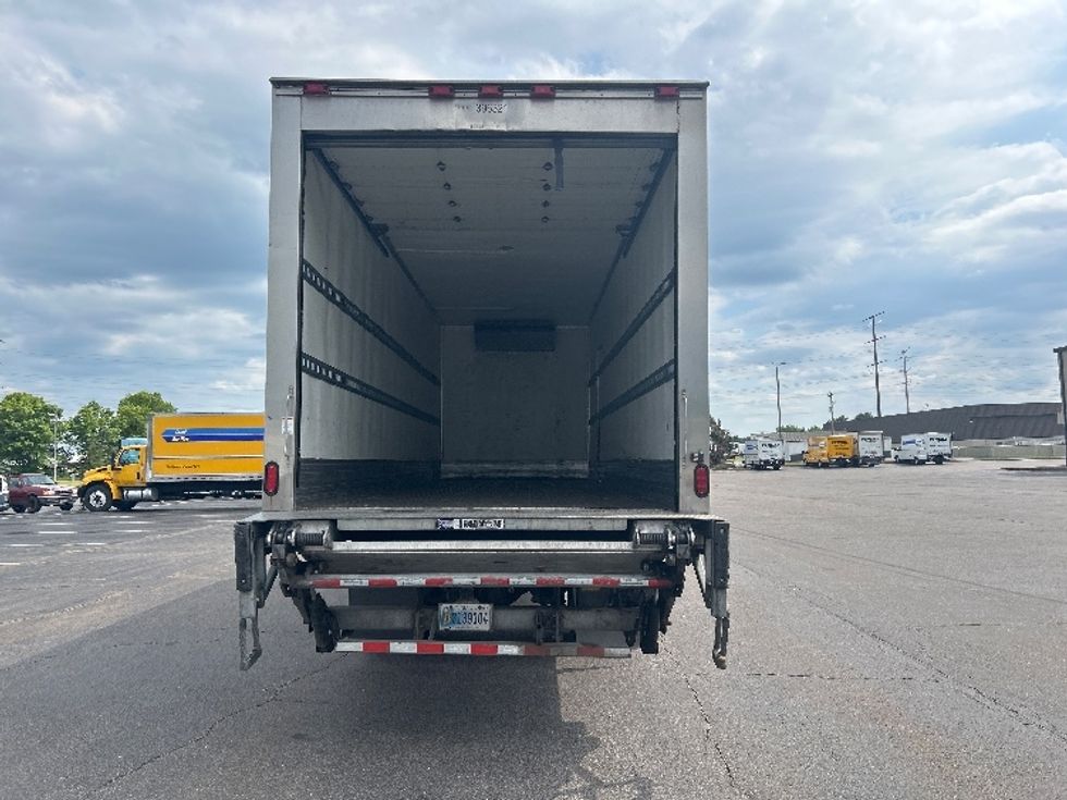 Refrigerated Truck-Light and Medium Duty Trucks-Freightliner-2022-M2-La Porte-IN-254,634\n\t\tmiles-$ 55,750 - Image 8